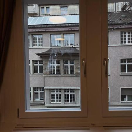 Suesse Wohnung In Zuercher Altstadt 3 Zurich Bagian luar foto