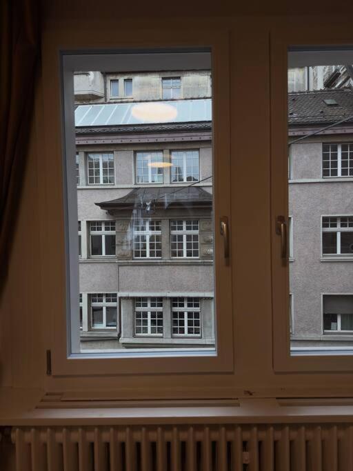 Suesse Wohnung In Zuercher Altstadt 3 Zurich Bagian luar foto