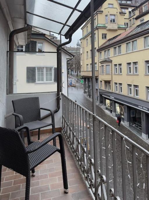Suesse Wohnung In Zuercher Altstadt 3 Zurich Bagian luar foto