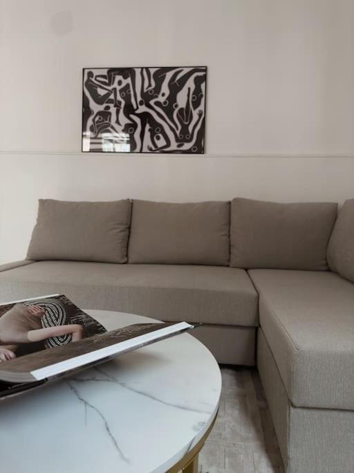 Suesse Wohnung In Zuercher Altstadt 3 Zurich Bagian luar foto
