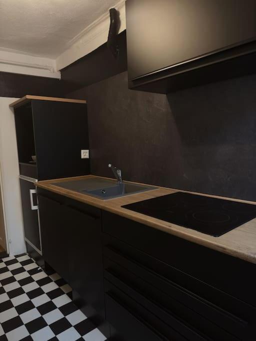Suesse Wohnung In Zuercher Altstadt 3 Zurich Bagian luar foto